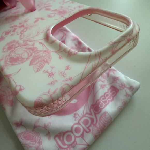 Loopy Pink Toile Case - Picture 5 of 7